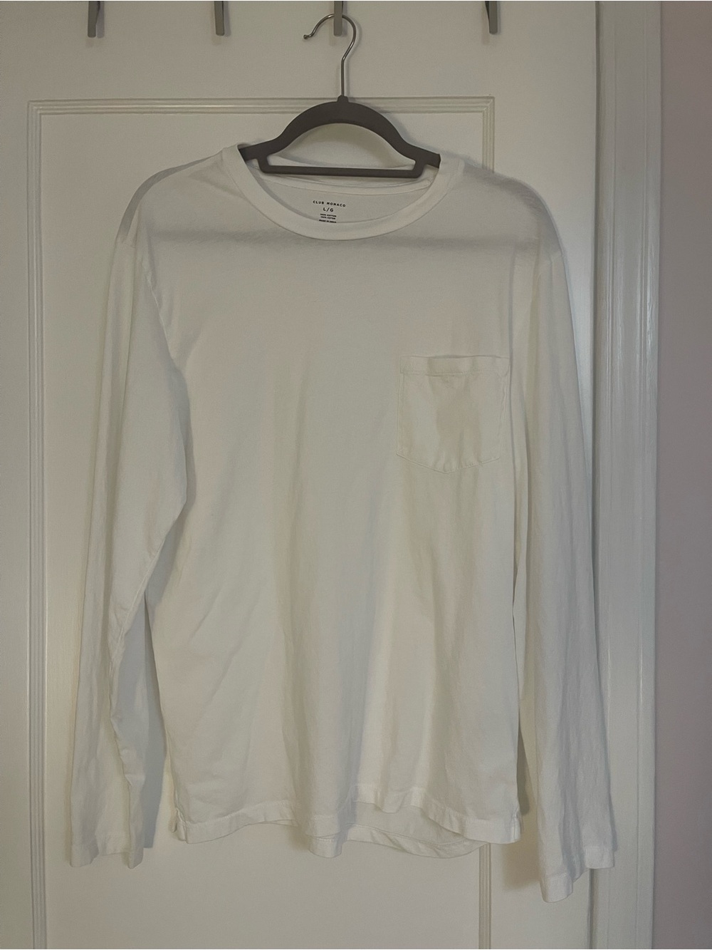 Club Monaco Classic White Long-Sleeve Pocket Tee
